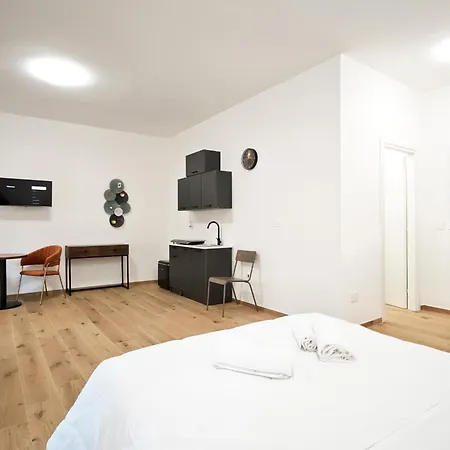 Urban Loft شقة باري