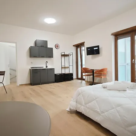 Urban Loft בארי