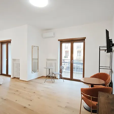 Urban Loft *